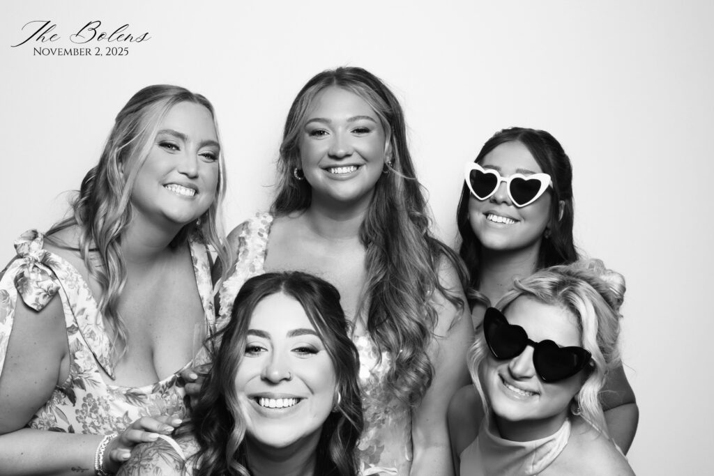 glam-booth-4×6-white-backdrop