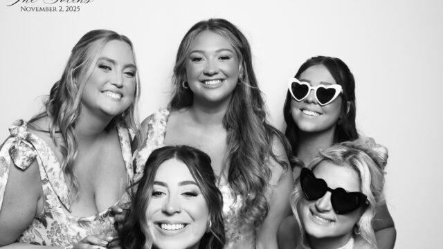 glam-booth-4×6-white-backdrop