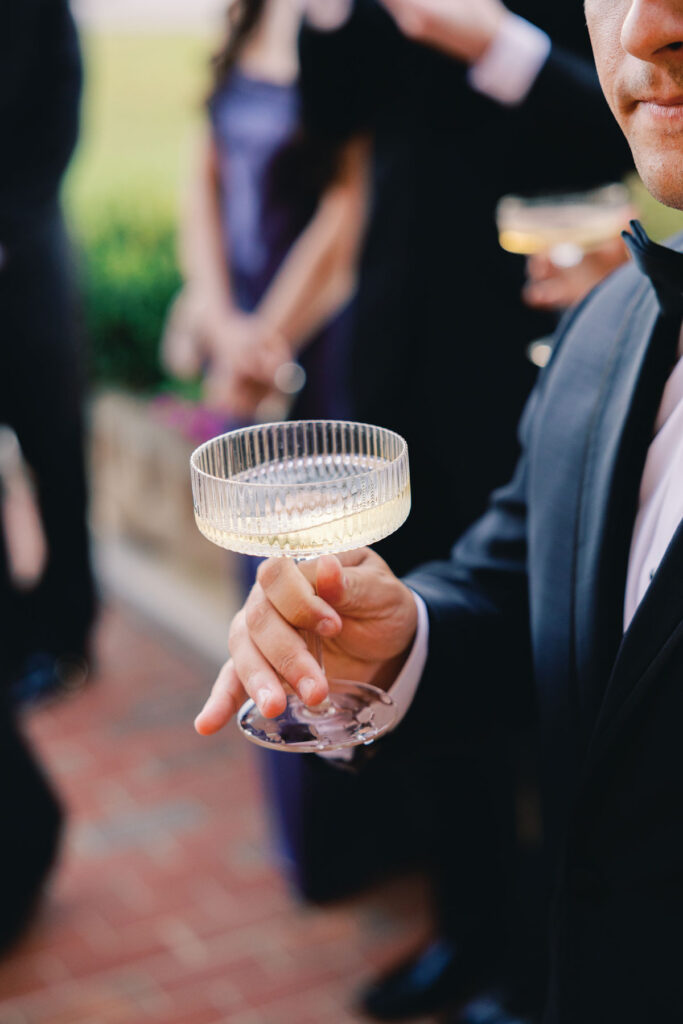 Truitt-Vanderbilt-Club-Timeless-Microwedding-64